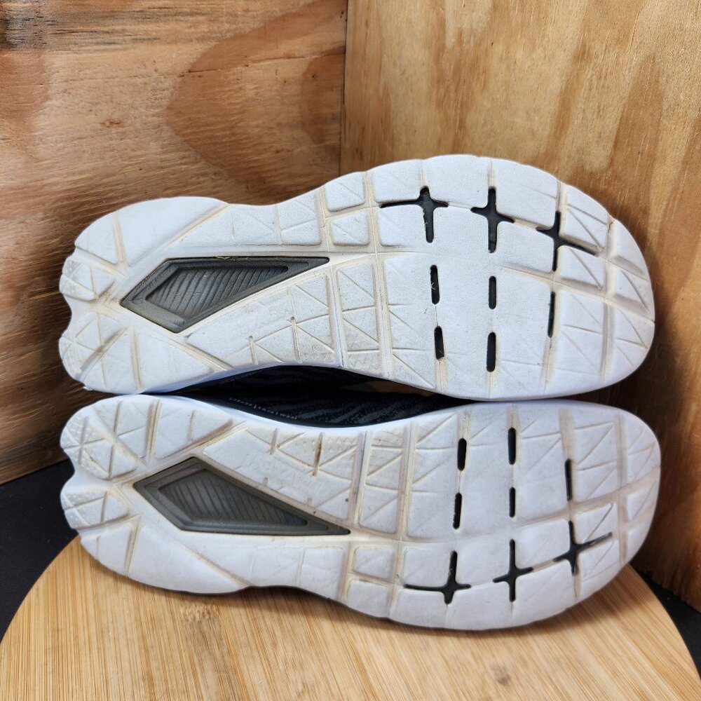 HOKA Men's Black Performance Running Shoes - Picture 10 of 11
